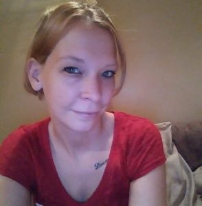 Meet your Posher, Desiree